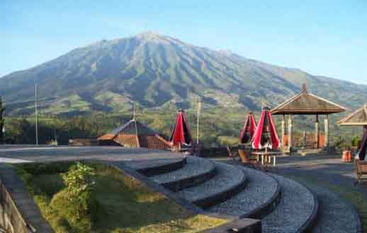 Pegunungan di Ketep Pass